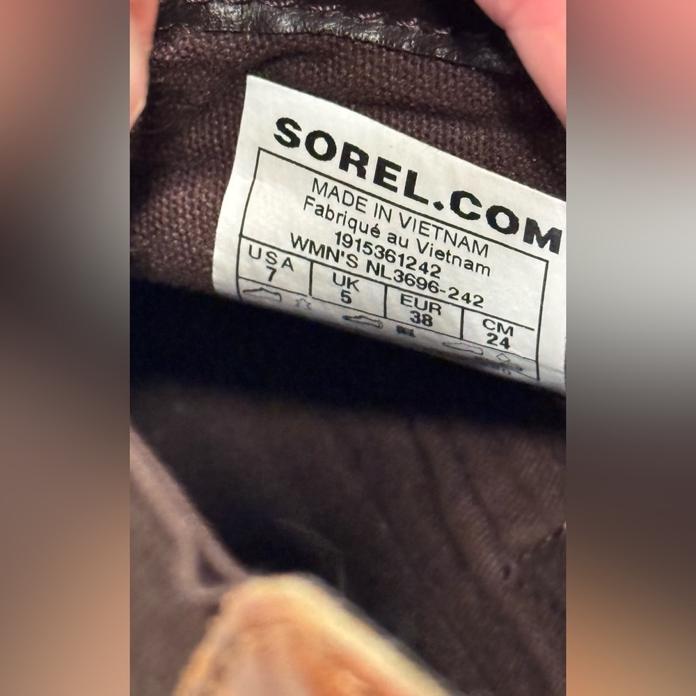 🧡 Sorel Lennox Chelsea Boots – Waterproof Leather – Women’s - Picture 6 of 6